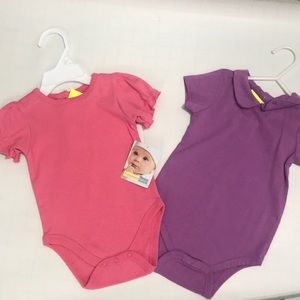 Set of 2 Baby onesie